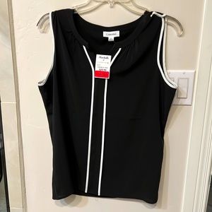 Black and white Calvin Klein blouse Size L